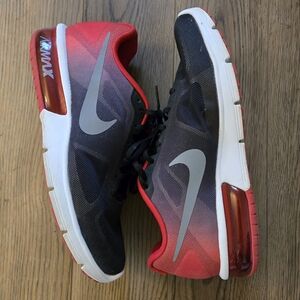N I K E Shoes
